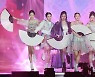 [ST포토] 오마이걸 '한마리의 학처럼'
