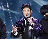 [TD포토] 임영웅 '아이돌같은 의상' (골든디스크어워즈)