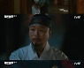 '철인왕후' 전배수, 입 맞추는 신혜선X김정현에 "살림 박살 나도 이상하지 않아"