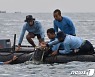 인도네시아 구조대, 자바해 추락 여객기 신호 포착