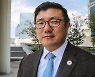 트럼프, '부정선거' 수사 거부한 한국계 연방검사장 사퇴시켰다