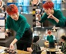 '낮과 밤' 재재, 특별출연..이청아X김설현 응대하는 유쾌 스틸 공개[MK★TV컷]