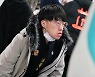 [LPL] RNG, 탑 전향한 '샤오후' 활약으로 TT 완파
