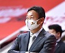 '설욕전' 조성원 감독 각오 "5반칙 퇴장 5명 나오더라도 몸싸움 강조"