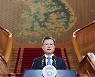 "부동산 특단의 대책 주저 않겠다" 비상한 각오 밝힌 문 대통령
