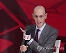 [NBA] 계속된 확진자 속출과 연기되는 경기들..이대로 리그 중단 되나?