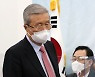 비대위 존재 이유 흔들릴라..김종인, 안철수 차단에 진력