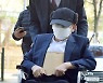 '코로나19 방역 방해' 신천지 이만희 총회장 내일 선고공판