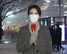 [날씨] 퇴근길 미끄럼 주의, 곳곳 눈발..차츰 스모그 유입