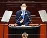 김경수 "정부 틀어쥐고 있는 권한 지방정부로 과감히 이양해야"