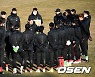 열정 넘치는 '학범슨' 김학범 감독의 강의 [사진]