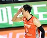 '정효근 7R 4B' 전자랜드, KGC 꺾고 단독 5위