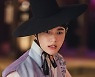 [TEN 이슈]'암행어사' 김명수가 만든 반전..'어서와' 굴욕 벗었다