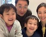 [종합] 층간소음 논란 일파만파 ..문정원 "다시 찾아뵙고 사과" 안상태 "죄송, 이사 계획"