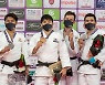 '유도 간판' 안창림, 일본 하시모토 꺾고 마스터스 금메달
