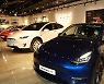 테슬라, 중형 SUV '모델Y' 국내 최초 공개..가격은?