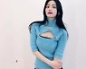 '견미리 딸' 이유비, 아찔한 노출에 '귀여운 섹시미'