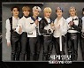 [포토] 스트레이키즈 '올해의 핫 퍼포먼스상' 수상