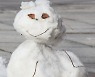 [포토]포근한 날씨가 걱정되는 눈사람