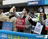 "밤 12시까지 운영을 허하라"..헬스·노래방 등 단체들 공동대응