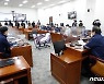 與, 2월 임시국회서 K-뉴딜 입법 집중.."25일까지 법안 발의 완료"