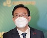 핸드프링팅하는 송철호 시장