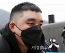 승리·유인석, 조폭 연루 특수폭행교사 혐의 추가 기소