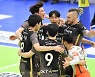 OK금융그룹, 5세트 접전 끝에 한국전력 꺾고 2위로