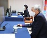 이창호·조훈현 '전설의 師弟' 콤비, 각각 中 꺾고 승전고