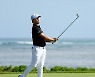 김시우, 새해 첫 라운드서 버디만 6개..소니오픈 공동4위 [PGA]
