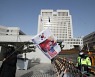 [News analysis] Breaking down Park Geun-hye's 22-year sentence for influence peddling