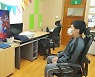 졸업생 단 1명.. 경기 유일 섬마을 분교의 '마지막 졸업식'