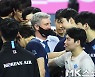 산틸리 감독 '모두 수고했어' [MK포토]