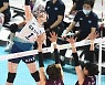 [MD포토] 화끈한 공격 이소영 '엄청난 근육'