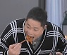 '일단시켜!' 현주엽X이규한, 브레이크 없는 먹방 케미 포착 '기대만발'