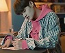 AB6IX, '불시착' 두 번째 MV 티저 공개..희망찬 청춘 찬가 '기대 ↑'