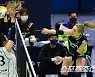 [포토] 루소 '감 잡았어!'