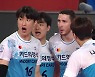 우리카드 3연승..불붙은 봄배구 티켓 경쟁