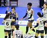 [MD포토] 한국도로공사 '몰아붙여!'