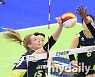 [MD포토] 루소 '펀치 공격'