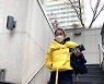 '연하 남편♥' 김빈우 "스타킹 안 신고 나갔다 무릎 저세상 보낼 뻔" [★해시태그]