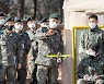 초유의 육참총장 인권위 제소로 번진 '장교 vs 부사관 갈등' 어땠길래