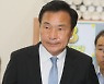 손학규 "문 대통령, 사면 뜸 들이면 권위 손상"