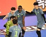 '다우디 35점' 현대캐피탈, 풀세트 접전 끝에 한국전력 제압