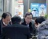 '위기'의 이낙연..양동시장 '노무현 국밥집' 찾은 이유는(종합)