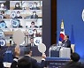 '국민통합' 걸린 사면-秋-尹 갈등에도..文대통령, 둘 다 '봉합' 없었다