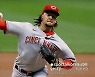 MLB.COM "토론토, 카스티요 영입 유력 후보군..다르빗슈-스넬보다 가치 높아"