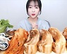 분식점 여는 유튜버 쯔양, "가격 비싸다" 논란에 오픈 연기