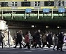 日 코로나19 일일 사망자 처음으로 100명 넘어