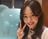 中 톱배우 정솽 대리모 출산 의혹에 "불법 행위 無" 해명